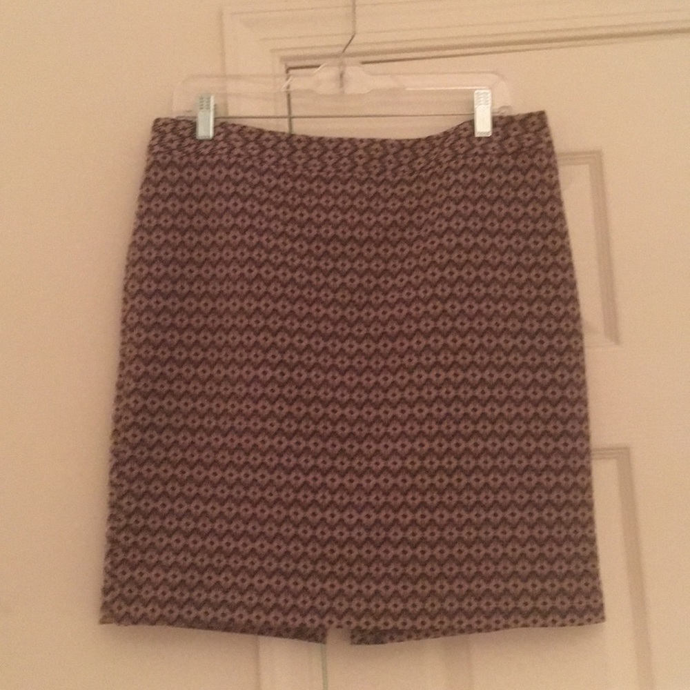 Patterned skirt